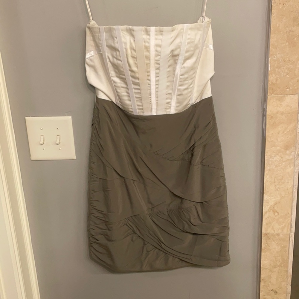 Alice + Olivia taupe and cream dress